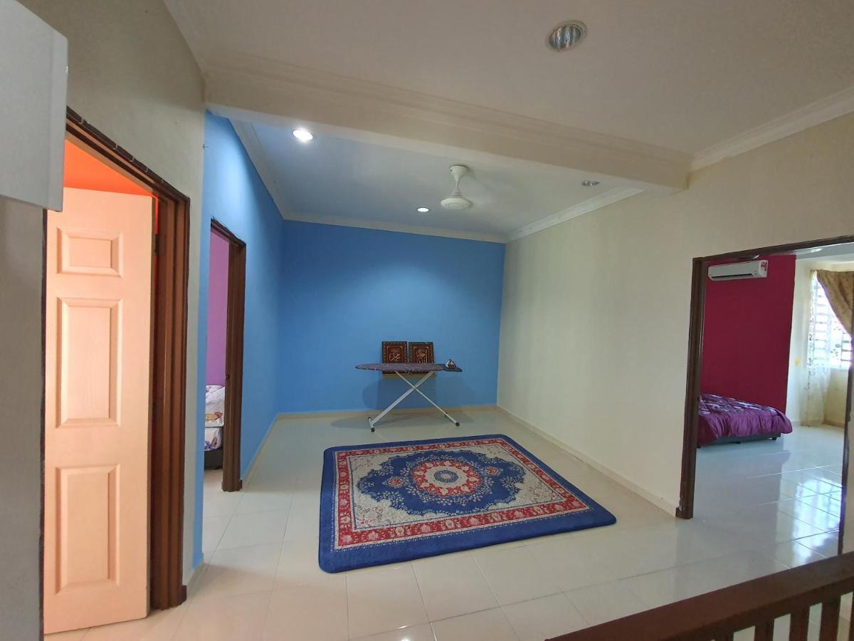 Simple Homestay Kemaman Terengganu Chukai Exterior foto