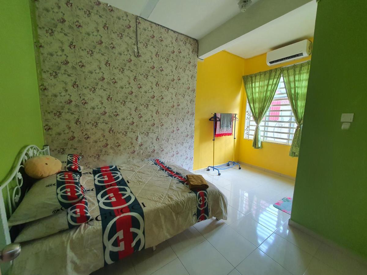 Simple Homestay Kemaman Terengganu Chukai Exterior foto