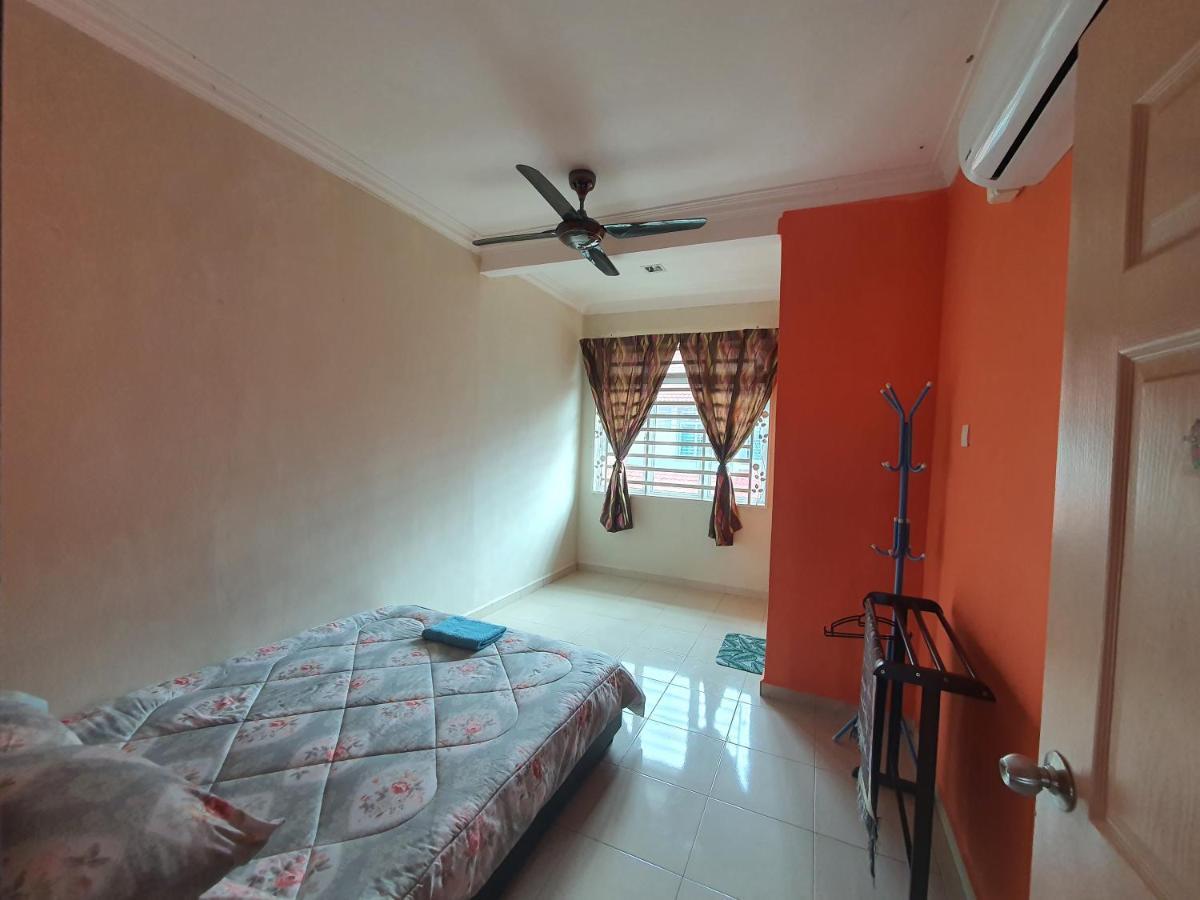 Simple Homestay Kemaman Terengganu Chukai Exterior foto